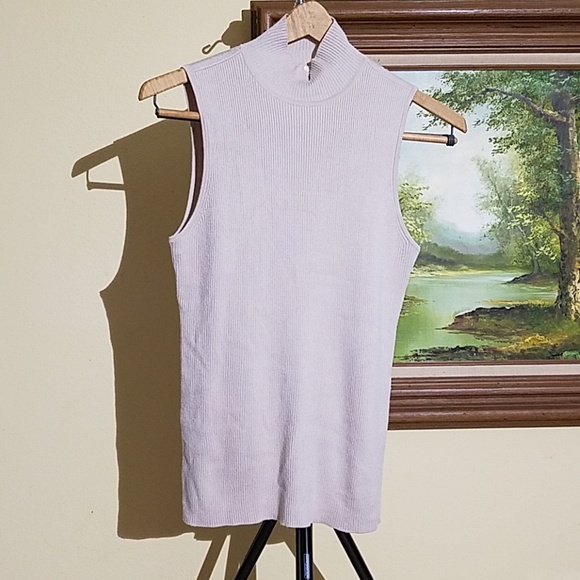 Chico's Tops - Chico's mock turtle neck sheeveless size (0)A44